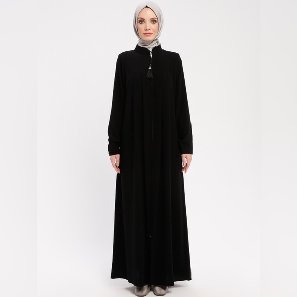 MODANISA 🔹 FERACE Abaya - Picture 1 of 5
